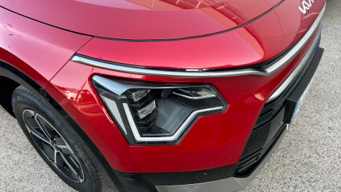 Kia Niro 1.6 GDi HEV 95kW (129CV) Drive