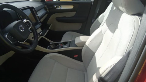 Volvo XC40 2.0 D3 AWD Momentum Auto