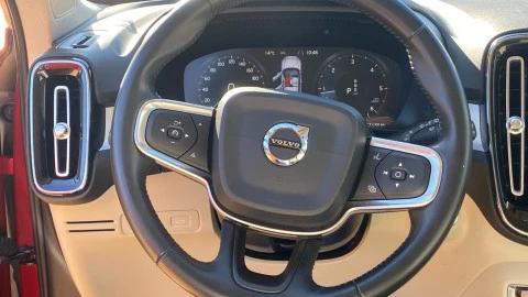 Volvo XC40 2.0 D3 AWD Momentum Auto