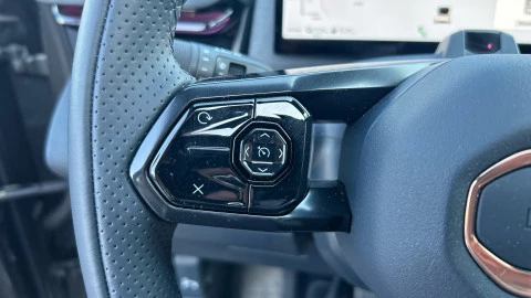 Lynk & Co 08 1.5 PHEV More