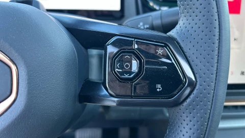 Lynk & Co 08 1.5 PHEV More