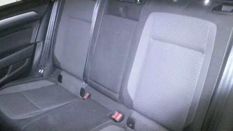 Volkswagen Passat Variant Business 2.0 TDI 110kW