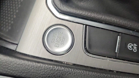 Volkswagen Passat Variant Business 2.0 TDI 110kW