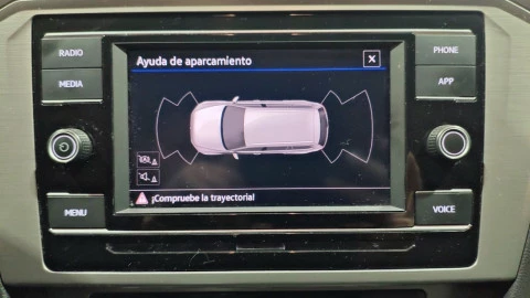 Volkswagen Passat Variant Business 2.0 TDI 110kW