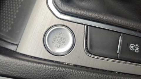 Volkswagen Passat Variant Business 2.0 TDI 110kW