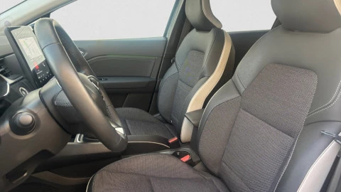 Renault Captur TECHNO