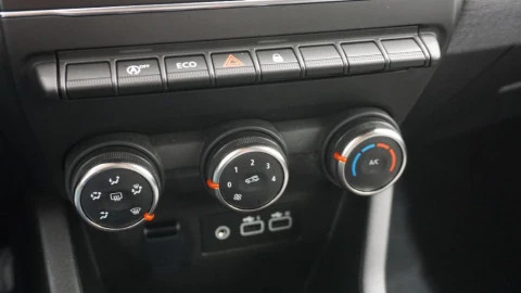 Renault Clio Evolution TCe 90 (67kw)