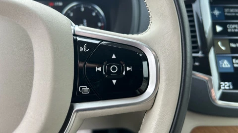 Volvo XC90 2.0 B5 D AWD Momentum Pro Auto