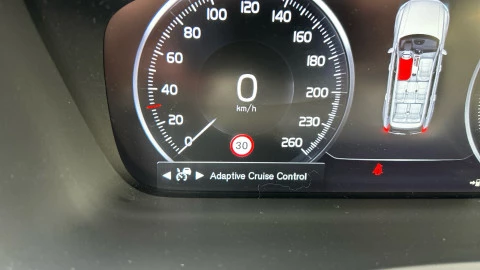 Volvo XC90 2.0 B5 D AWD Momentum Pro Auto