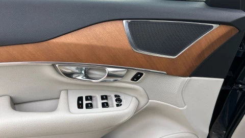 Volvo XC90 2.0 B5 D AWD Momentum Pro Auto