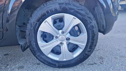 Dacia Sandero Essential TCe 67kW (90CV)