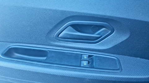 Dacia Sandero Essential TCe 67kW (90CV)