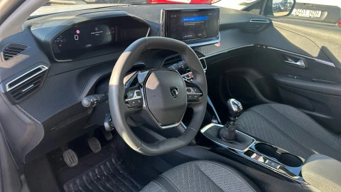 Peugeot 208 Allure Gasolina 100 S&S 6 Vel. MAN