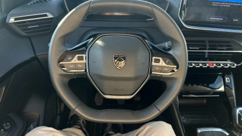 Peugeot 208 Allure Gasolina 100 S&S 6 Vel. MAN