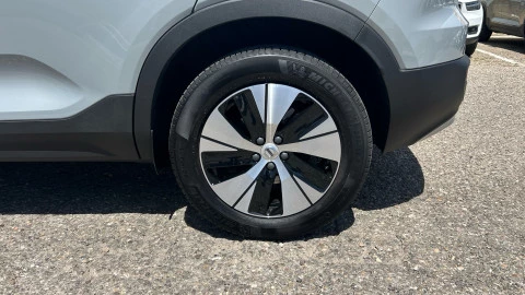 Volvo XC40 2.0 B3 G Core Auto