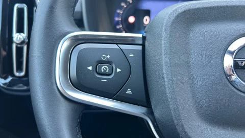 Volvo XC40 2.0 B3 G Core Auto