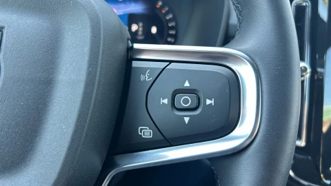 Volvo XC40 2.0 B3 G Core Auto