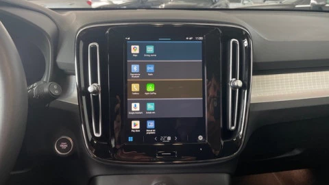 Volvo XC40 B3 G Core Auto 120 kW (163 CV)