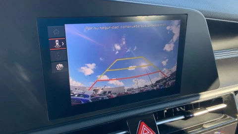 Kia Niro 1.6 GDi HEV 104kW (141CV) Concept