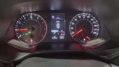 Renault Clio Authentic SCe 49 kW (67CV)