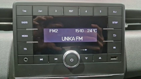 Renault Clio Authentic SCe 49 kW (67CV)