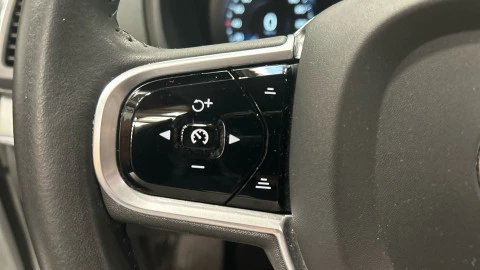 Volvo XC90 T8 Business Plus AWD Auto 287 kW (390 CV)