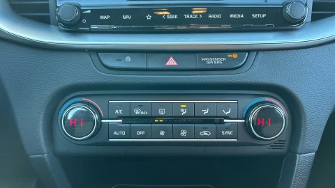 Kia Ceed 1.5 MHEV 103kW (140CV) Drive DCT