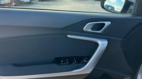 Kia Ceed 1.5 MHEV 103kW (140CV) Drive DCT