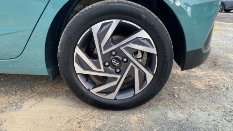 Hyundai i20 1.0 TGDI 74kW (100CV) 48V Klass DCT