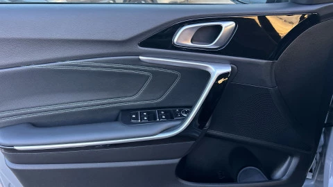 Kia Ceed Tourer Tourer 1.0 MHEV 74kW Style Edition DCT