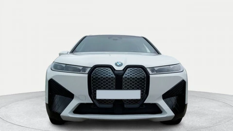 BMW iX xDrive40