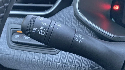 Renault Clio techno Eco-G 100cv (74kW)