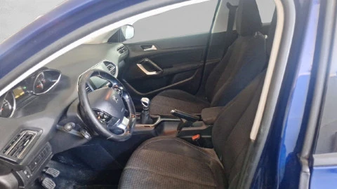Peugeot 308 5p Style 1.5 BlueHDi 96KW (130CV)