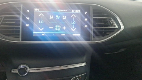Peugeot 308 5p Style 1.5 BlueHDi 96KW (130CV)