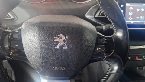 Peugeot 308 5p Style 1.5 BlueHDi 96KW (130CV)