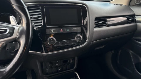 Mitsubishi Outlander 2.0 PHEV Kaiteki Auto 4WD