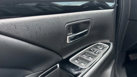 Mitsubishi Outlander 2.0 PHEV Kaiteki Auto 4WD