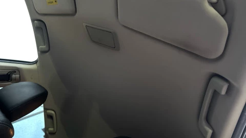 Mitsubishi Outlander 2.0 PHEV Kaiteki Auto 4WD