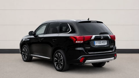 Mitsubishi Outlander 2.0 PHEV Kaiteki Auto 4WD