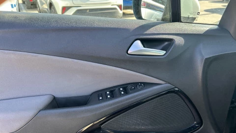 Opel Crossland X 1.2 81kW Design Line 120 Aniversario S/S