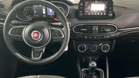 Fiat Tipo Cross 1.0 74kW (100CV)