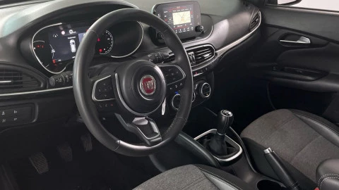 Fiat Tipo Cross 1.0 74kW (100CV)