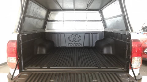 Toyota Hilux 2.4 D4D Cabina Doble GX