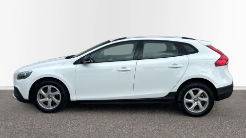 Volvo V40 Cross Country 1.6 D2 Momentum Auto