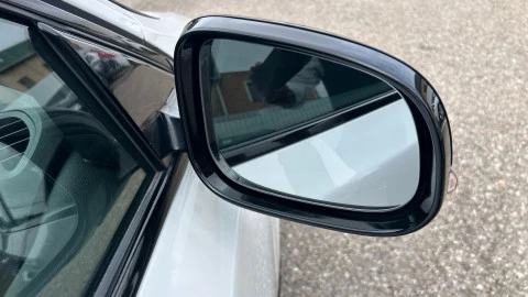 Volvo V40 Cross Country 1.6 D2 Momentum Auto