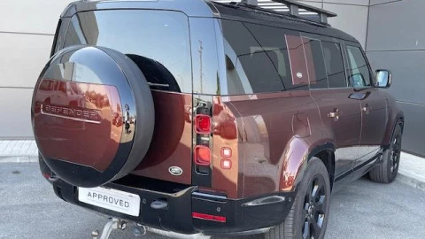 Land Rover Defender 3.0D I6 250 X-Dynamic SE 130 AT 4WD MHEV