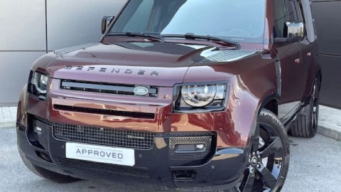 Land Rover Defender 3.0D I6 250 X-Dynamic SE 130 AT 4WD MHEV