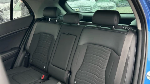 Kia Sportage 1.6 T-GDi 110kW (150CV) MHEV Tech 4x2 Kia Sportage 1.6 T-GDi 110kW (150CV) MHEV Tech 4x2