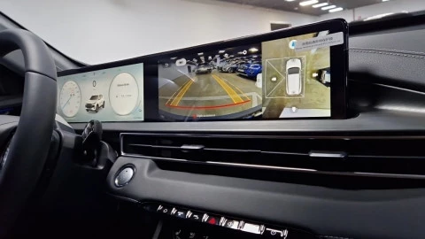 EBRO S400 1.5 DHE HEV Excellence CVT