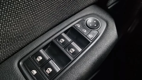 Renault Captur techno Eco-G 100cv (74 kW)